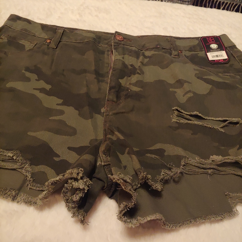 No Boundaries Camo Shorts